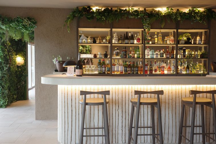 バーカウンター