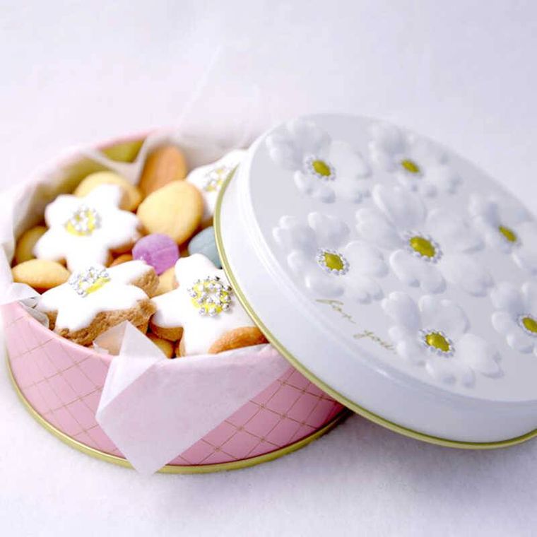 ホワイトチェリー缶のイメージ