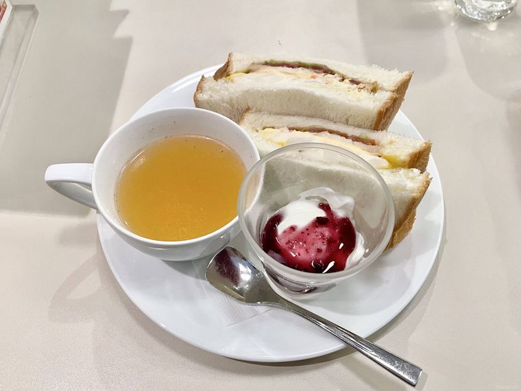 スペシャルサンドのモーニングセット