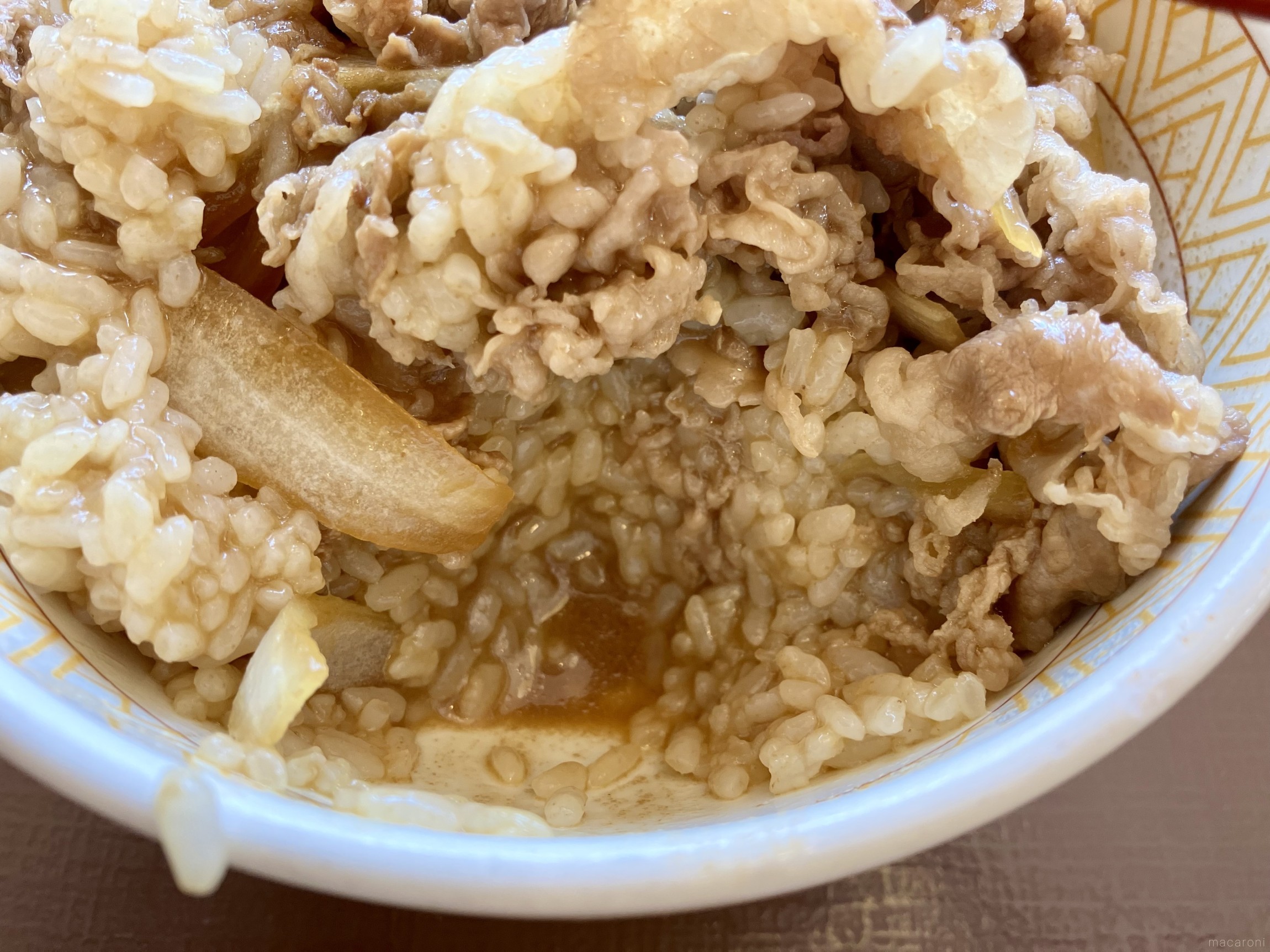 すき家の牛丼で「つゆだく」にする方法！注文の仕方・味わいを