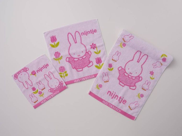 フラワーナインチェ タオル