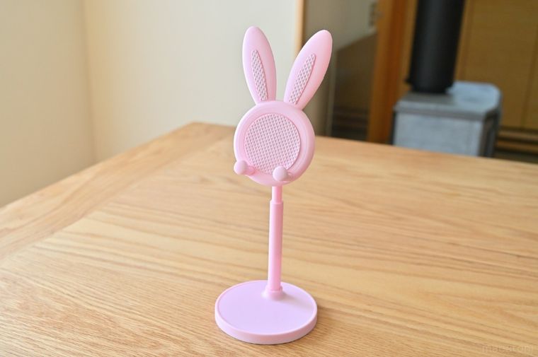 うさぎ型のスマホスタンド