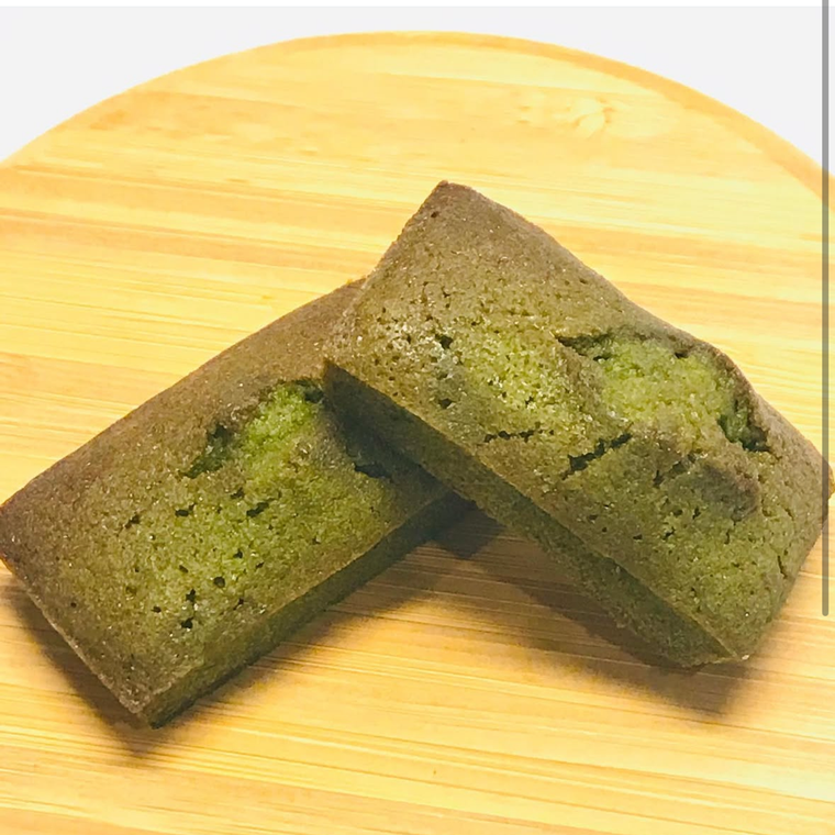 狭山抹茶を使った、こんがりとしたグリーンが美しいこ、ふぃなんしぇ