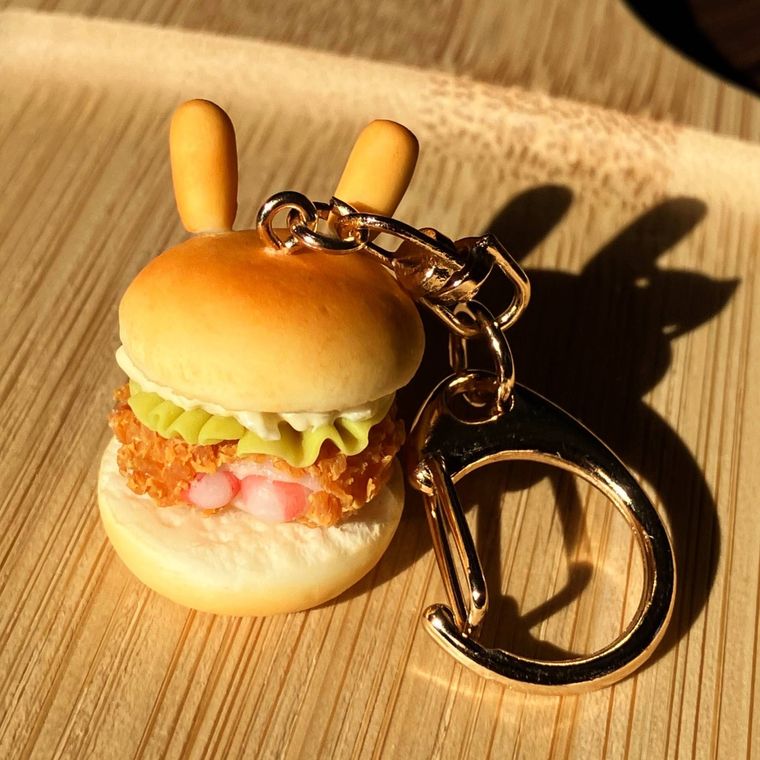 melodyエビカツバーガーのチャーム