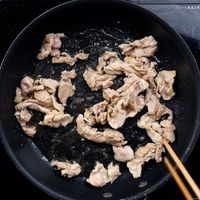 【作り方】豚肉とアスパラガスのスタミナ丼