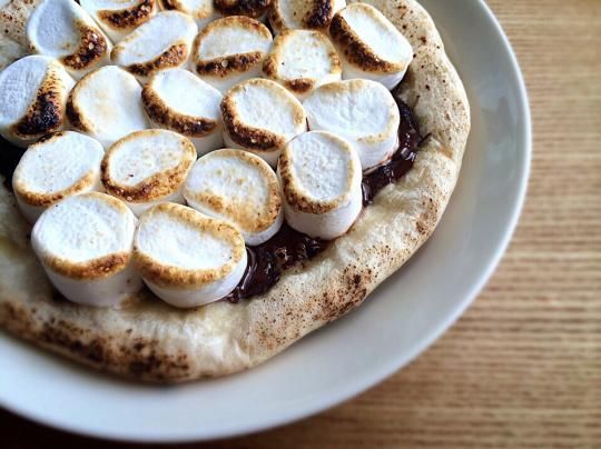 【新品2個】ペレグレイス　マヒナ　非売品おまけ付♡ マックスブレナーのチョコレートチャンクピザの再現レシピを紹介