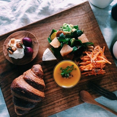 器のセンスが素敵!インスタで人気の「decokei」さんのカフェご飯