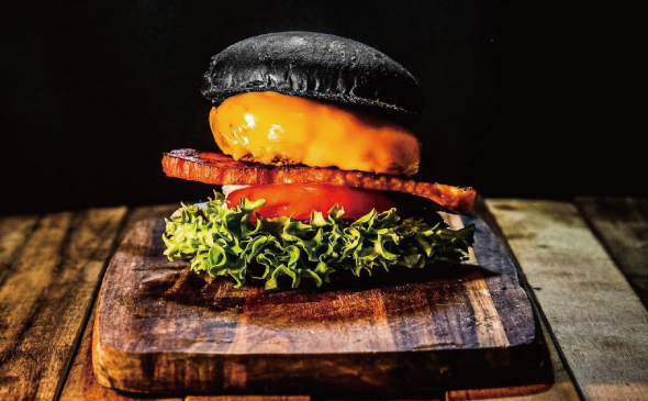 ブラック バーガーBLTバーガー