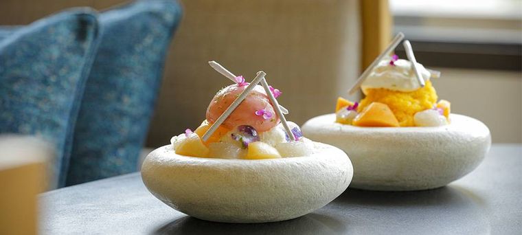 夏 麓 氷のイメージ