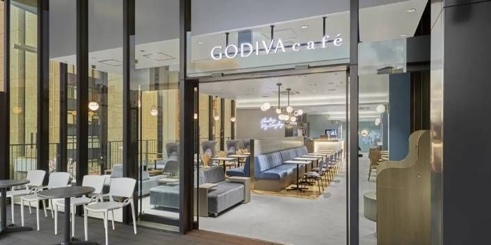 GODIVA café Iidabashi