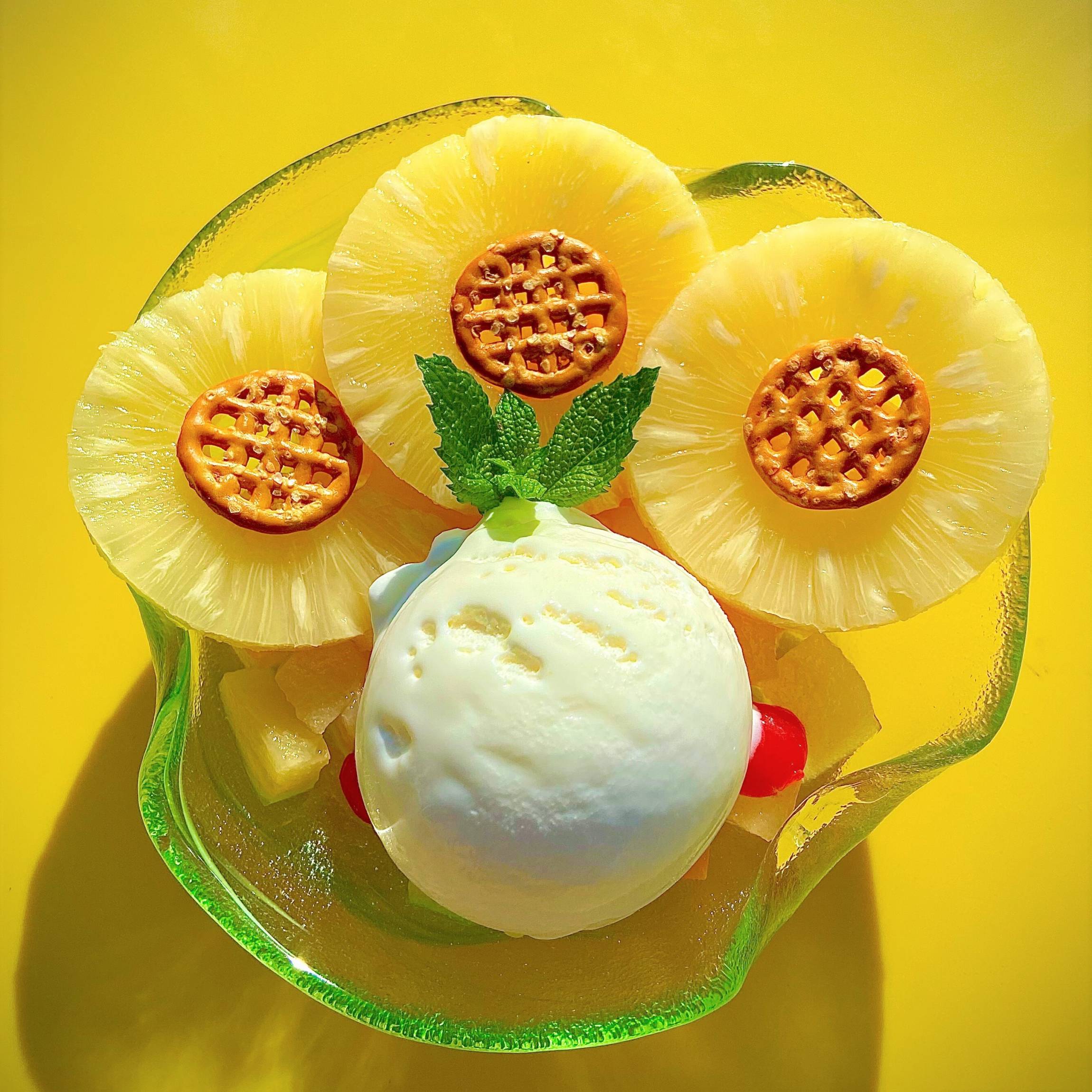 2024年最新】夏の「ひまわりスイーツ」5選！ドーナツやフラッペ