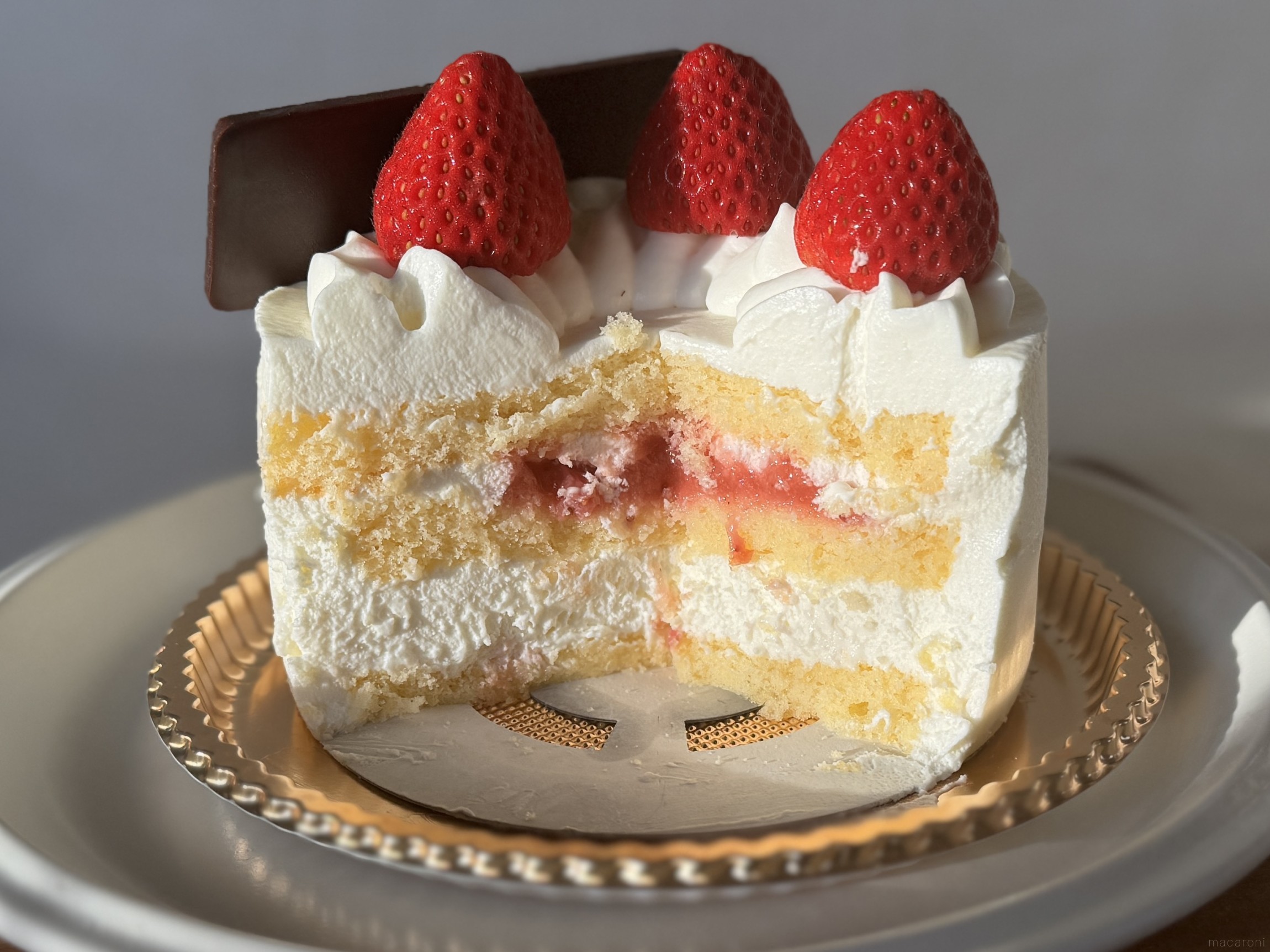 1000円台で買える!? シャトレーゼのコスパ最強ホールケーキを実食