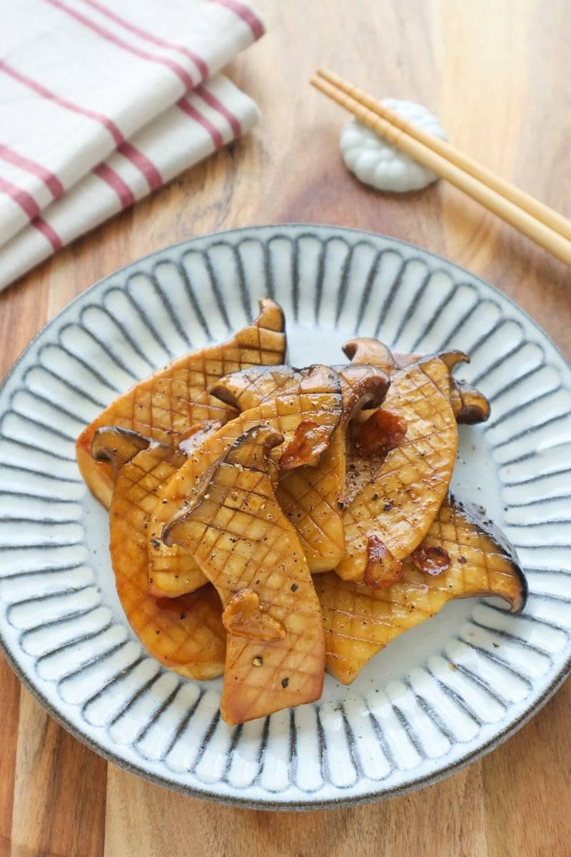エリンギでご飯を食べるならコレ！大満足のガーリックバター焼き