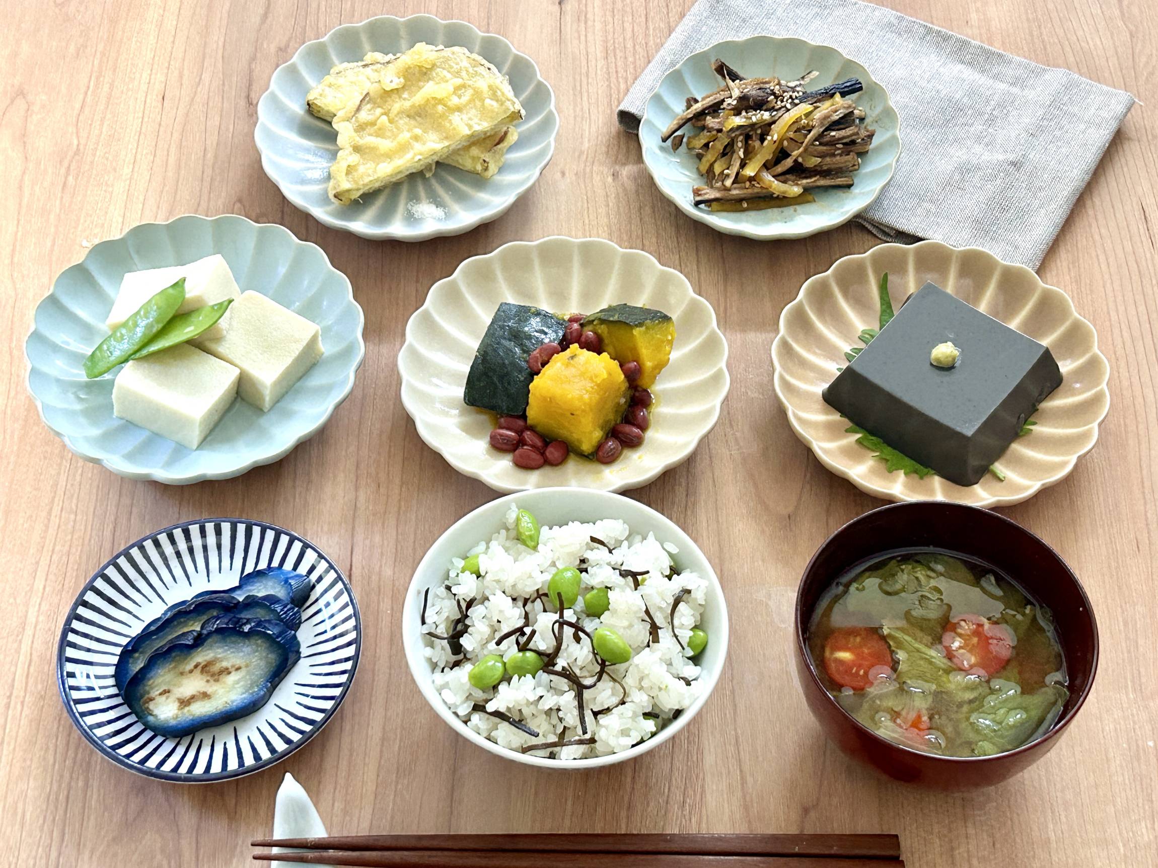 お盆に作りたい「精進料理」の献立レシピ。使用する食材や配膳のポイントも - macaroni