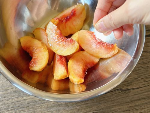 甘くない桃をどう甘くする？野菜ソムリエの裏技に「絶対やる！」「早く知りたかった」