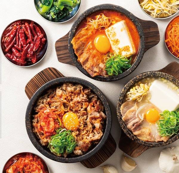 松屋フーズの新業態「トゥックン²」が東京・羽村市にオープン！熱々の