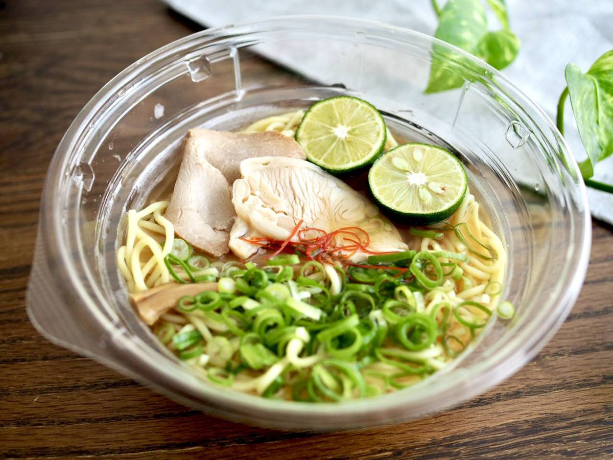 美味しさ専用 ピリッとした辛味と豊かな香り「柚子×七味SAKE」 ｜WAKAZE公式