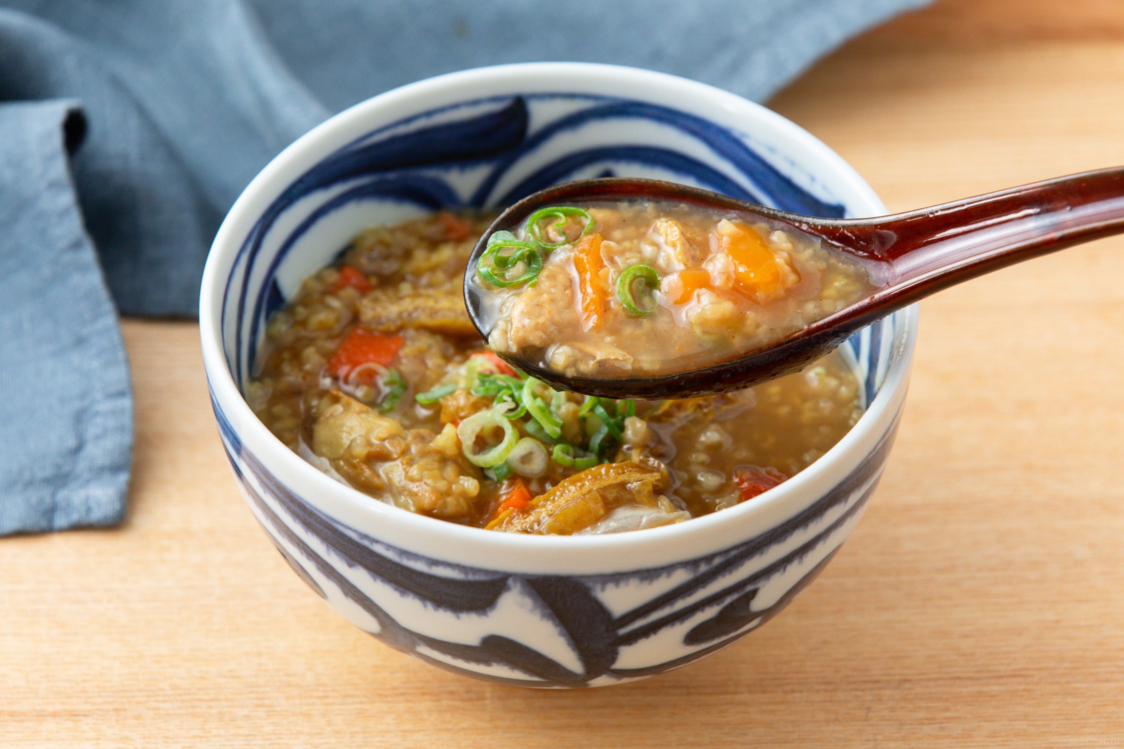楽天市場】【24袋】 国分 〆よか 出汁飯 肉吸い風 250g×12袋入×2
