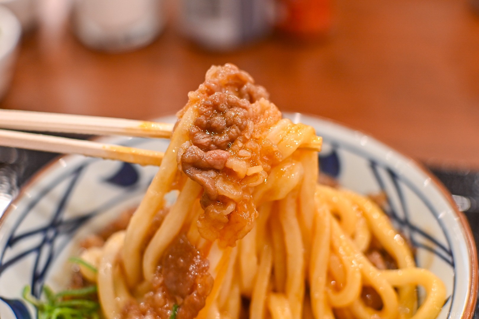 丸亀製麺から月見が出た！2つの釜玉うどんを食べ比べ【牛すき or 粗