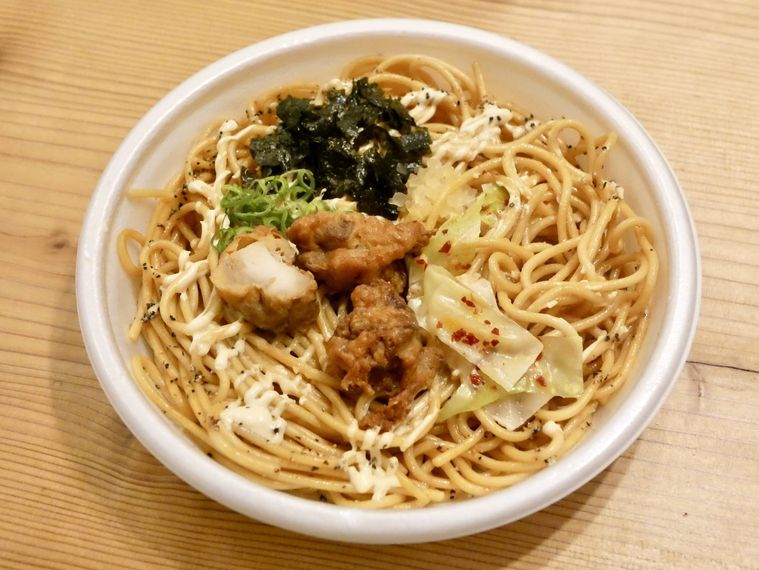 大盛 から揚げとにんにく背脂醤油マヨパスタ2