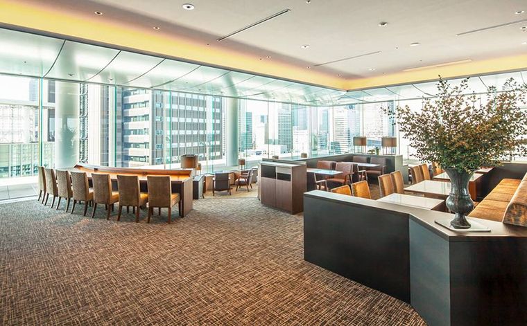 ラウンジ サウスコート 店内イメージ