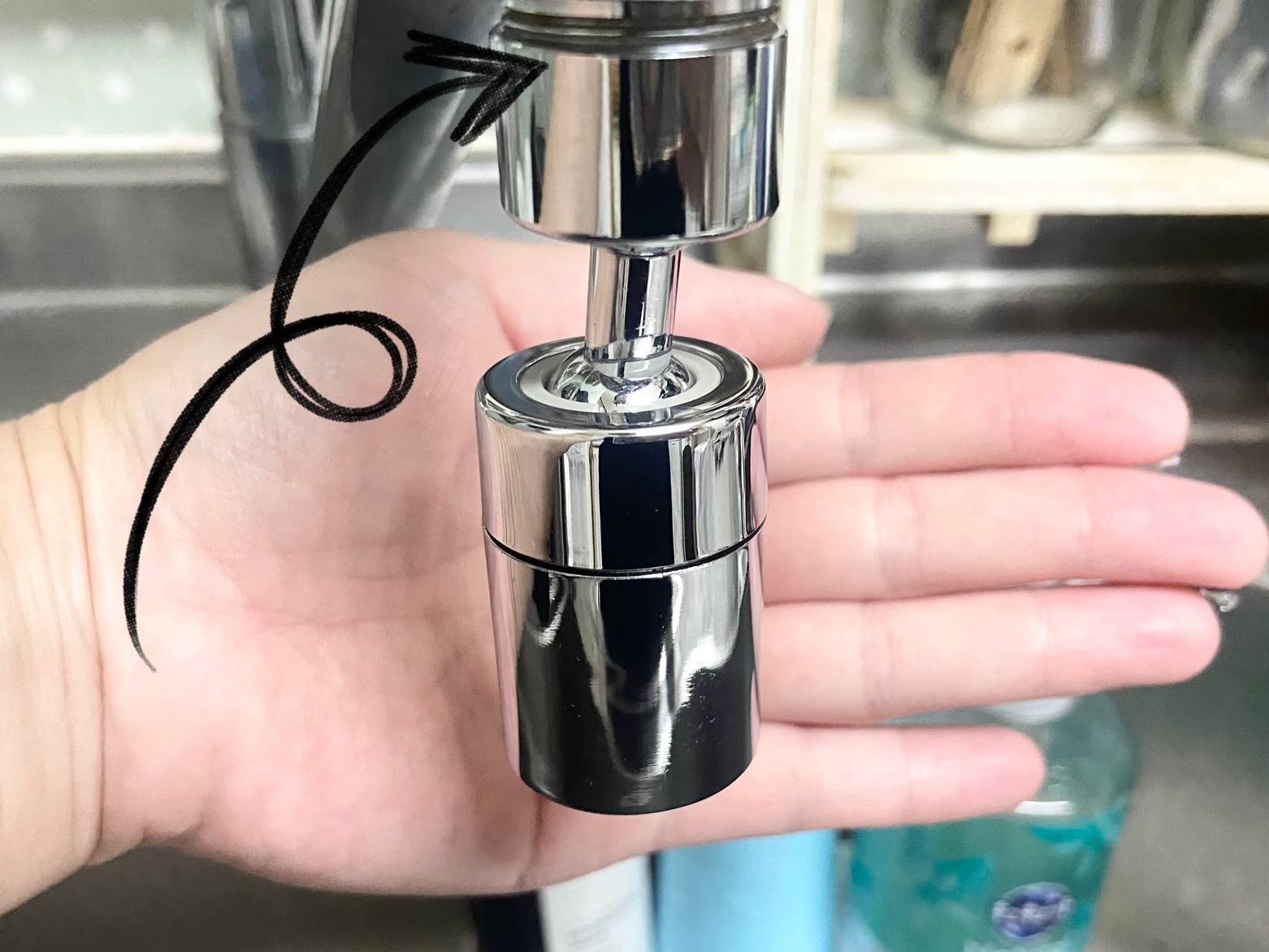 買ってよかった！スリコの「切り替え蛇口シャワーヘッド」はコスパ抜群で賃貸もOK - macaroni