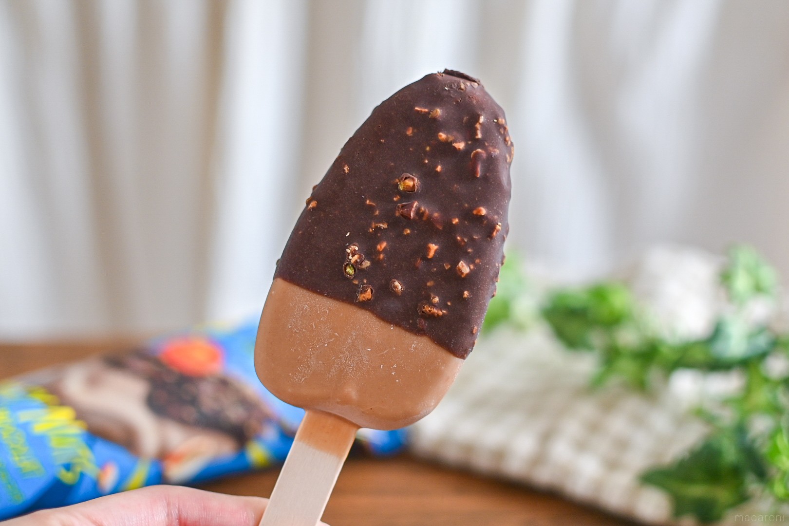 パルム新作はチョコ尽くし。「ダブルチョコ クレイジーナッツ