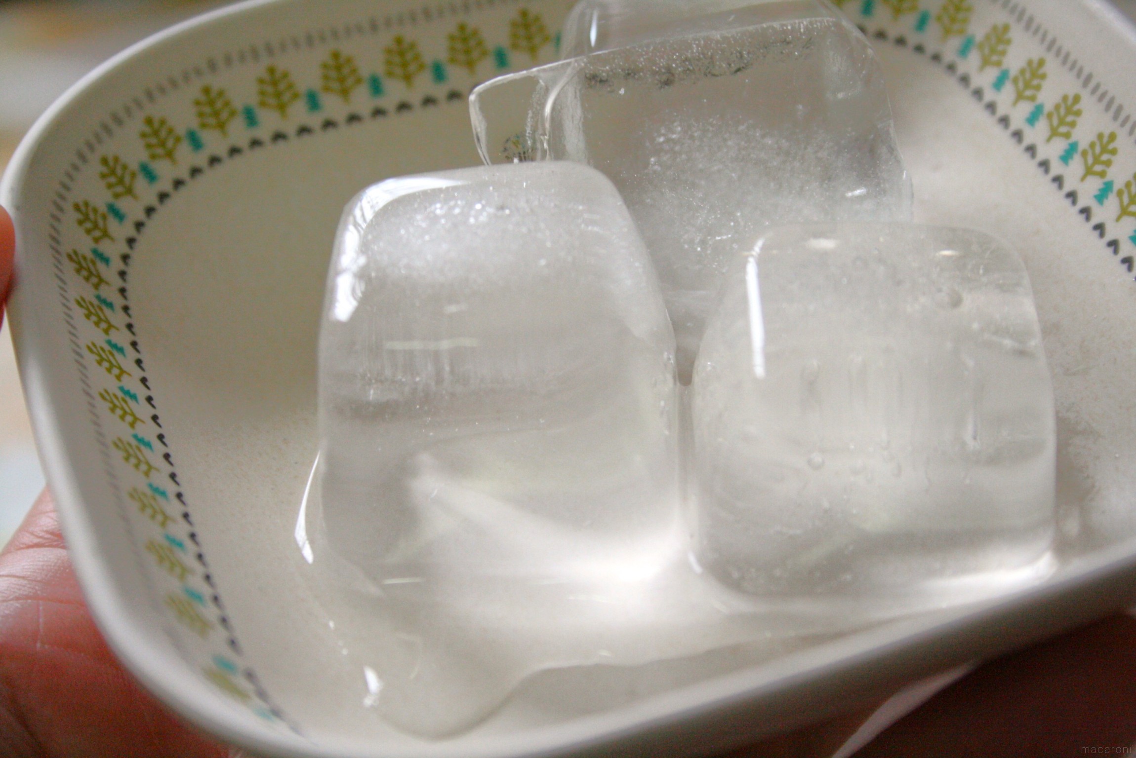 氷 溶け にくい