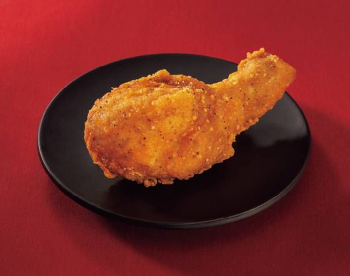 ファミマプレミアムチキン骨付き