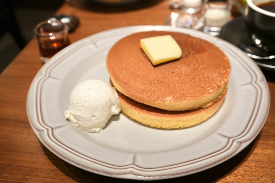 珈琲館で「トラディショナル・ホットケーキ」を食べてきた！年間約120万食を売り上げる名作とは - macaroni