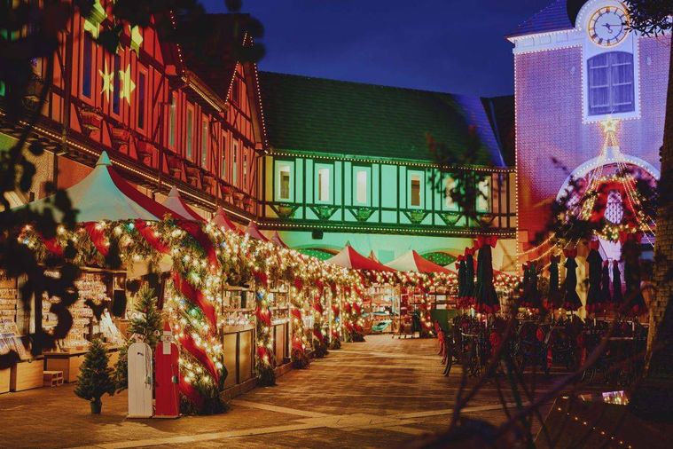 神戸布引ハーブ園で開催される神戸クリスマスマーケット2025 古城のクリスマスのマーケット