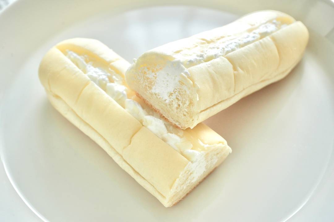 ローソン　ミルクボトル ③ ミルクのおいしさ際立つ！ローソン×MILK「ふわふわホイップロール」は