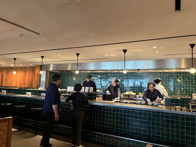 キャセイパシフィック航空 香港ラウンジのヌードルバー