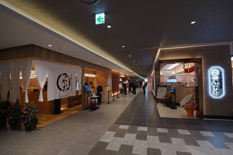  KITTE大阪の飲食店フロア