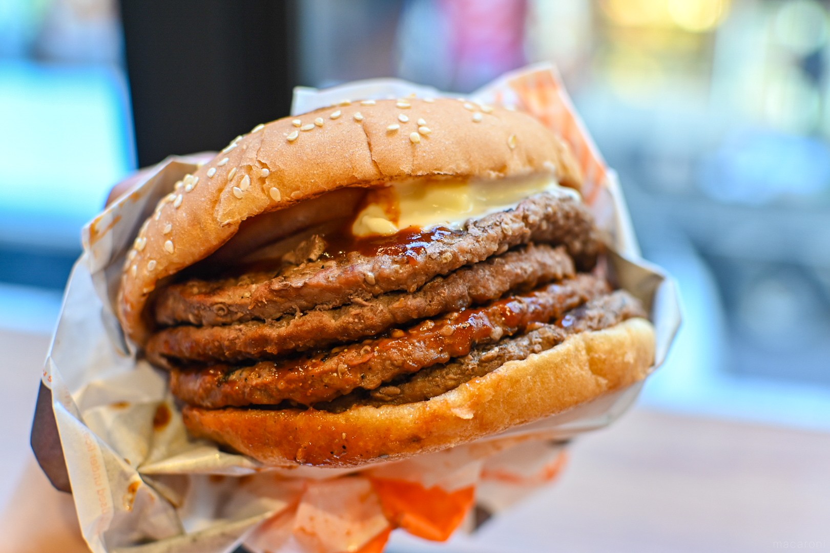 年末年始こそ食べどき！バーガーキング®の超特大バーガー「ザ・ワン