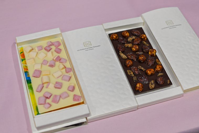 板チョコレートのアップ