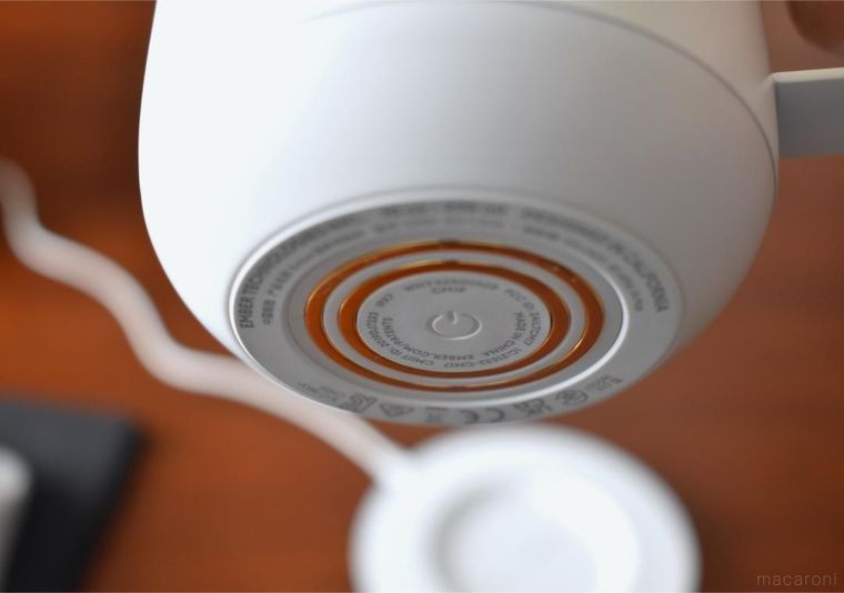 マグカップ底面の電源スイッチ
