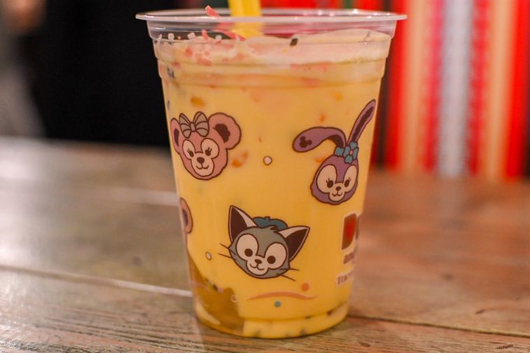 ドリンクのカップのデザイン