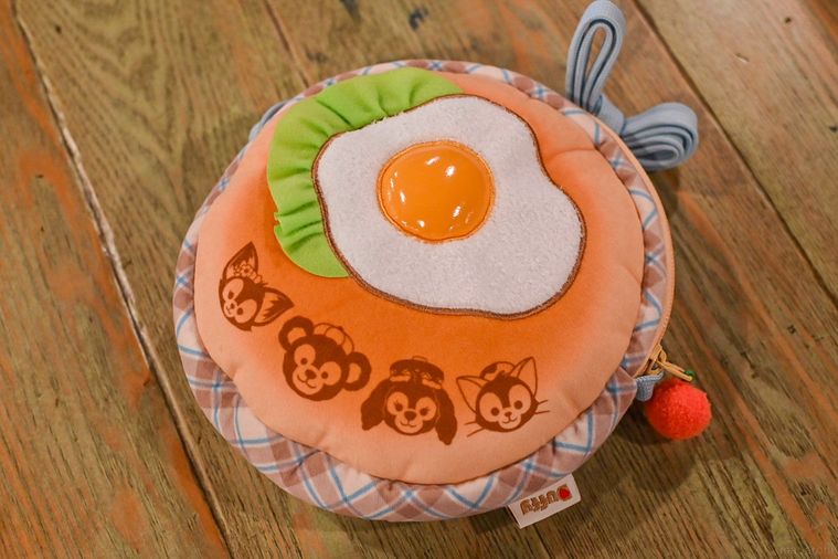 ポシェットのアップ