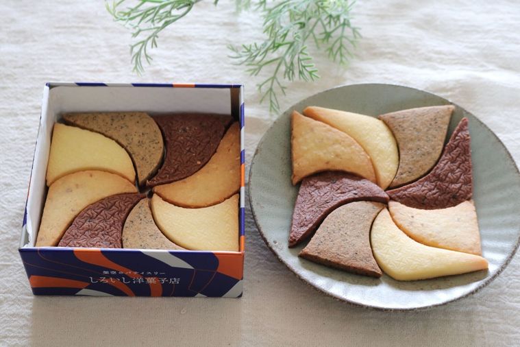 501号室 夜更かしのための4種のクッキー