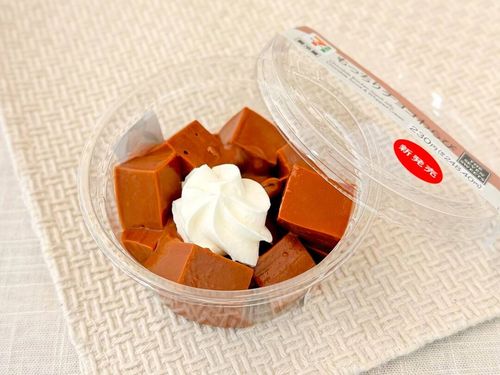 脳が混乱セブン新作もっちりチョコわらびにチョコスイーツの新境地をみた