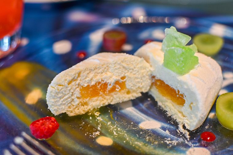 デザートの断面