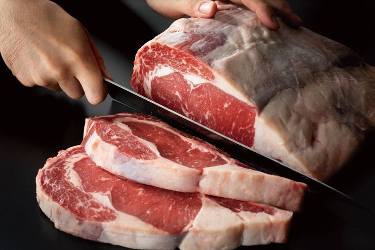 サーロインステーキで約300gのやわらかジューシー肉