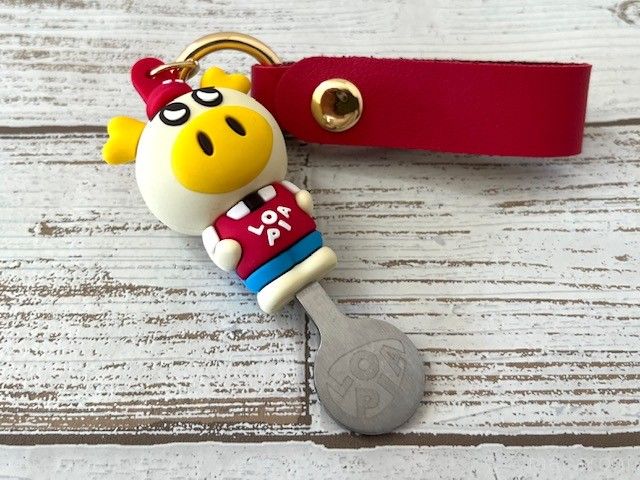 テーブルの上に置いてあるロピアのカートキー