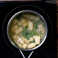 【作り方】豆苗と油揚げの味噌汁