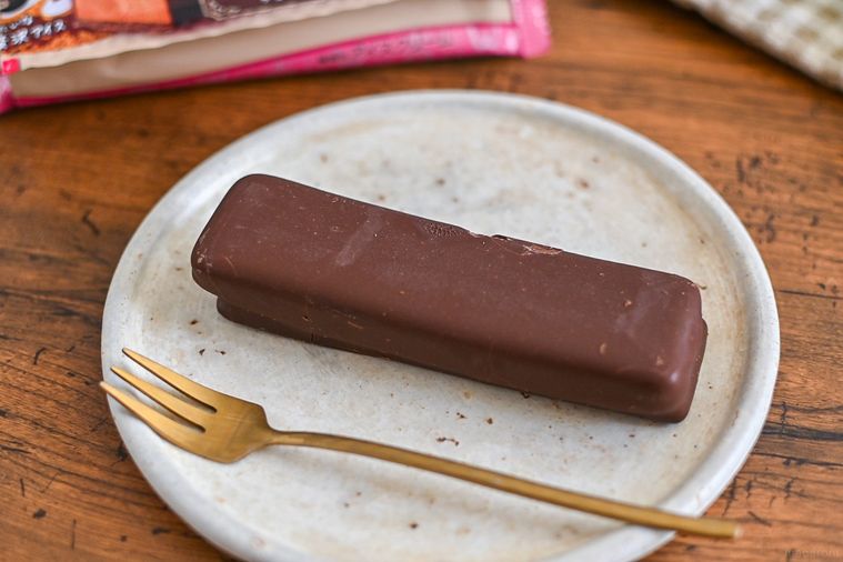 お皿にのったアイスのアップ