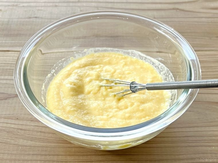 プリンをかき混ぜた様子