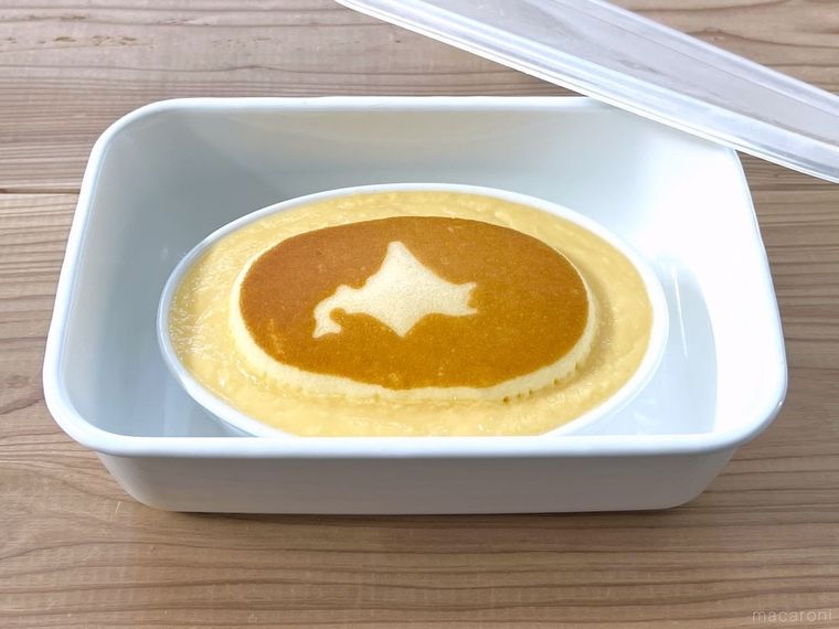 北海道チーズinプリンを密閉容器に入れた様子