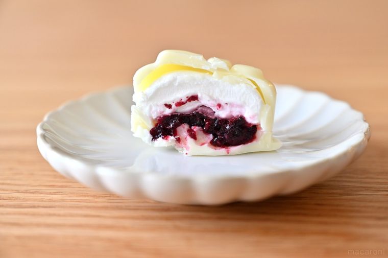 ジャム入りチョコマシュマロの断面