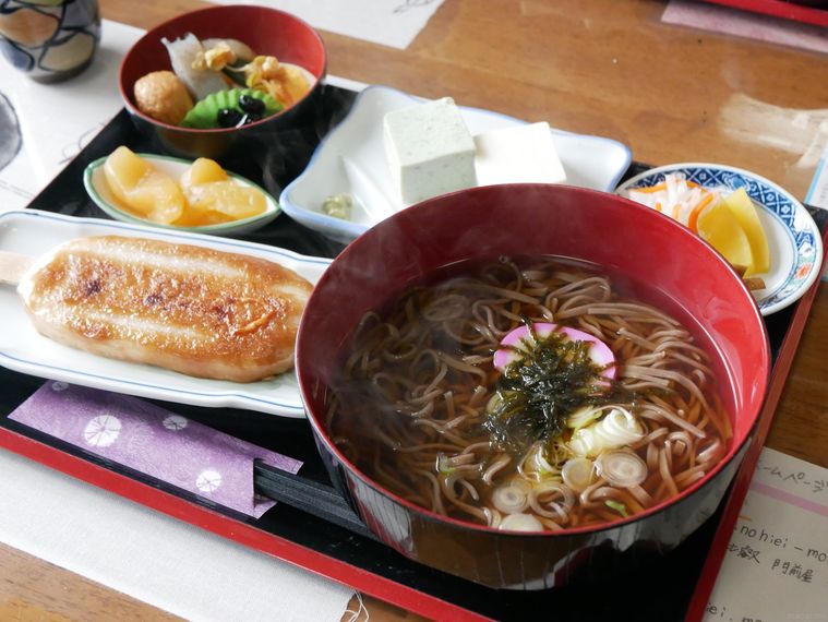 門前屋のランチ